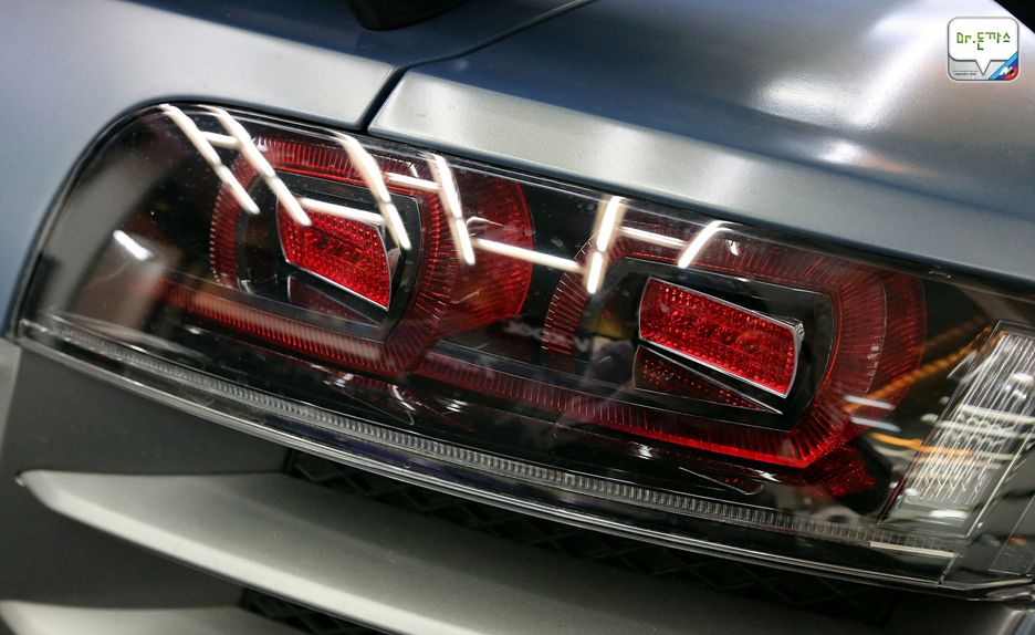 잘 팔리는차와 안 팔리는차! 아우디 A6 3.0 TFSI vs 아우디 R8 GT 스파이더 관련 이미지 28