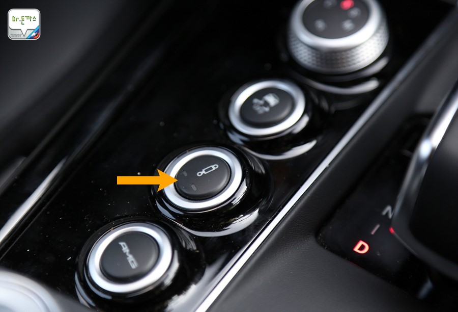 [시승기] 벤츠 e63AMG! 메르세데스 전통을 그대로 계승한 무서운 세단! + e클래스 페이스리프트 + 삼다연(논현동맛집,제주도흑돼지전문점) 관련 이미지 61
