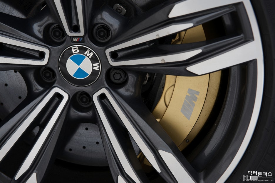 BMW M6 그란쿠페 시승기. 이 차가 2% 부족한 이유. 관련 이미지 7