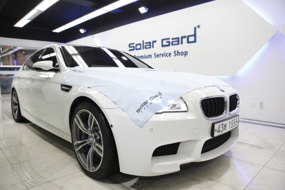BMW M5 솔라가드 프리미엄 시공, 썬팅? 무엇이 중요할까 TSER 관련 이미지 4