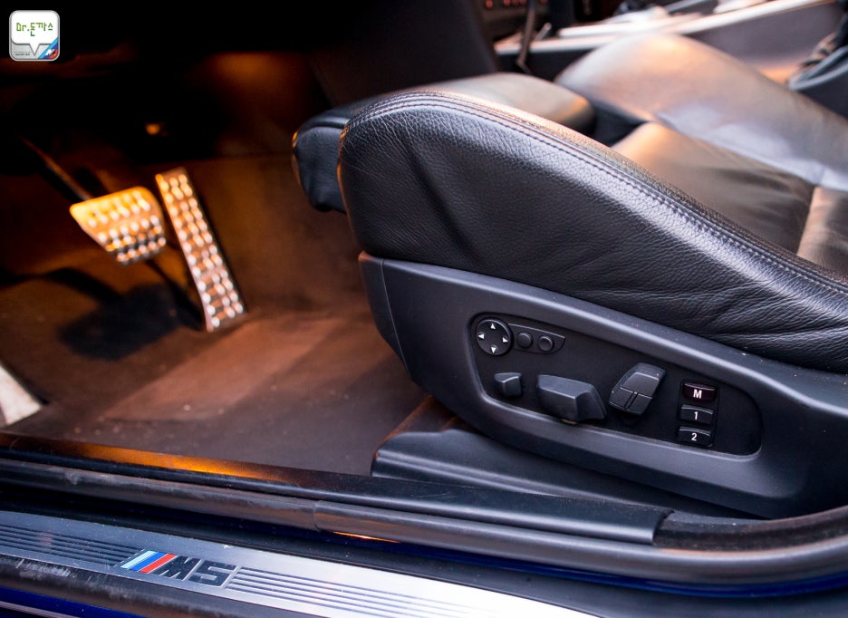 BMW M5 시승기. 괴물세단의 과거 그리고 현재(E39 M5,E60 M5,F10 M5). 관련 이미지 32