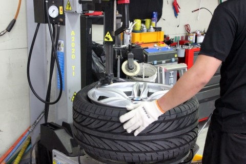 BMW f10 535d 타이어 바꾸다! 금호타이어 ECSTA LE Sport (엘이스포츠+225-40-19 // 275-35-19) 관련 이미지 12