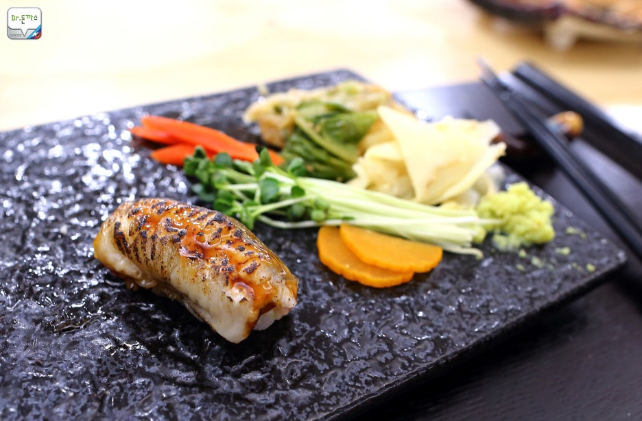[분당 정자동 맛집] 스시쿤. 오감을 만족시키는 오마카세를 선보이는 일식집. 관련 이미지 40