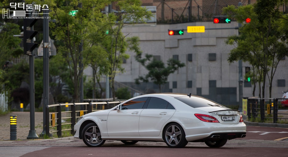 벤츠 CLS 63 AMG 시승기. 이쁘고 배기음 좋은 KTX. 관련 이미지 35