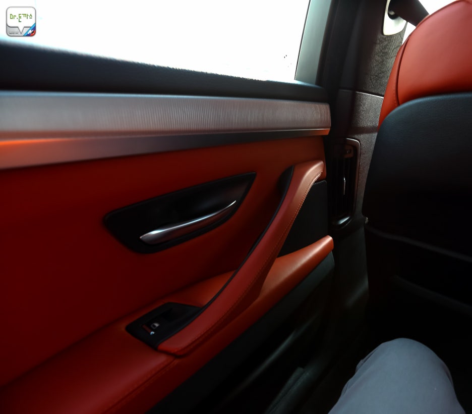 BMW M5 시승기. 괴물세단의 과거 그리고 현재(E39 M5,E60 M5,F10 M5). 관련 이미지 66