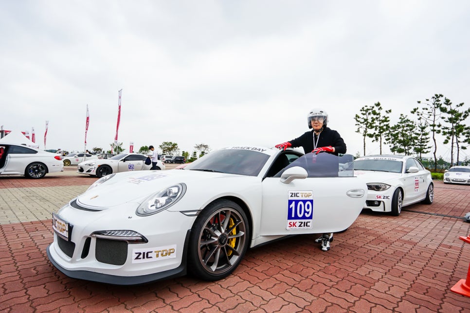 포르쉐 911 GT3로 참여한 SK지크 트랙데이 관련 이미지 24