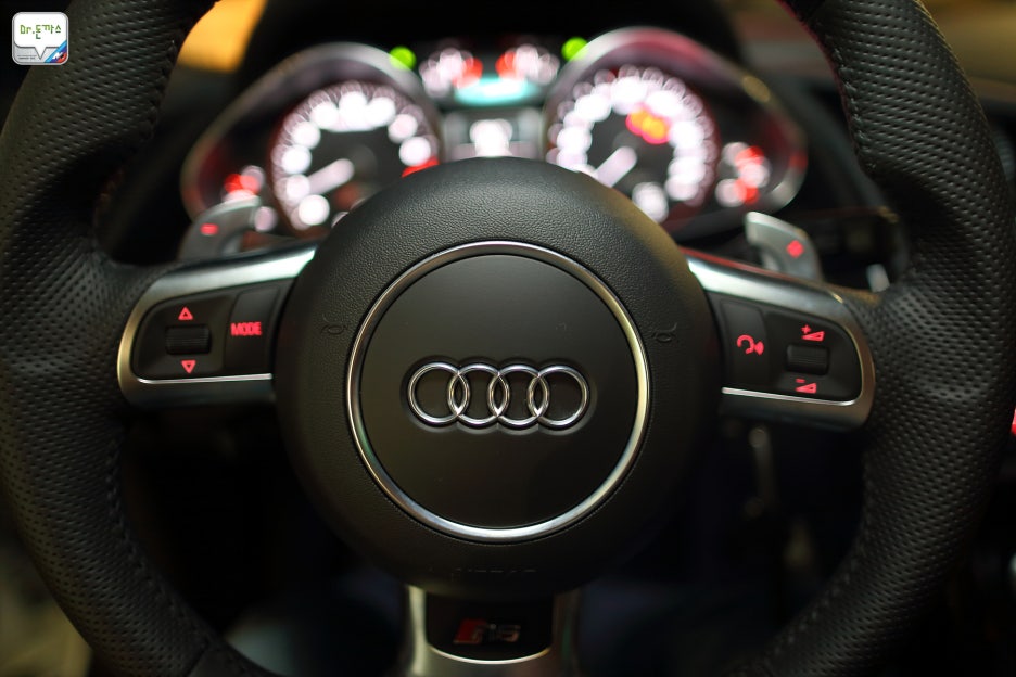 뉴 아우디 R8 V10 스파이더 출고 이야기 관련 이미지 14