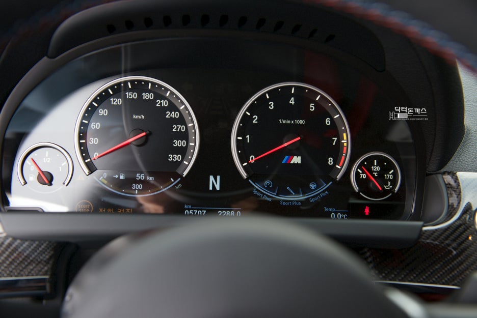 BMW M6 그란쿠페 시승기. 이 차가 2% 부족한 이유. 관련 이미지 16
