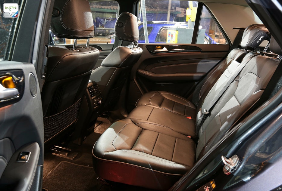 [시승기] 벤츠 ML350 시승기. 겉과 속이 다른 수입 SUV. 관련 이미지 22