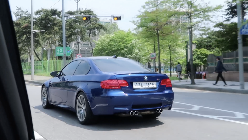 70%는 사고차량?? BMW M3 자연흡기 엔진을 무시했다가 잣(?)되는 이유 | 오프라이드오가나 BMW M3 시승기 관련 이미지 2