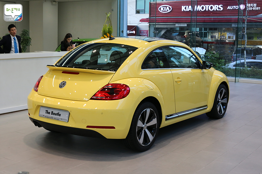 [시승기] 더 비틀(The beetle) 전격 해부하다! (폭스바겐 신형 비틀 가격,연비,옵션) 관련 이미지 17