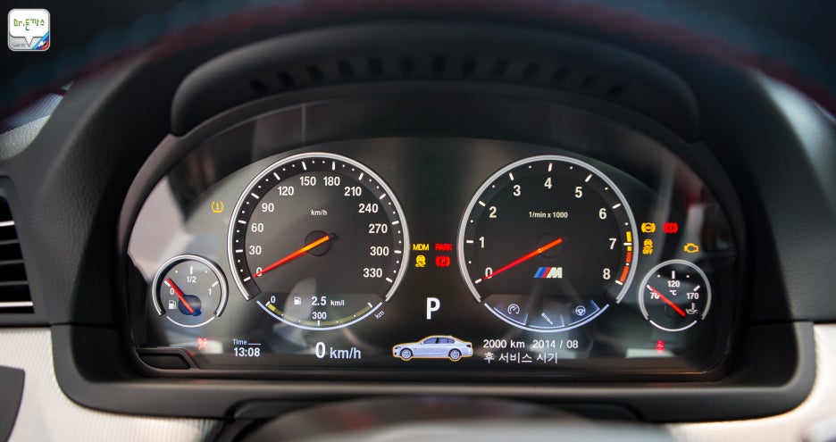 BMW M5 시승기. 괴물세단의 과거 그리고 현재(E39 M5,E60 M5,F10 M5). 관련 이미지 53