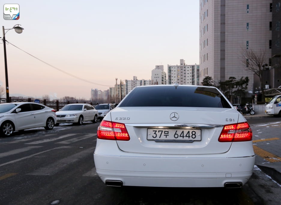 벤츠 신형 E클래스 시승기. E300 시승기. 벤츠 E클래스 페이스리프트. 관련 이미지 4