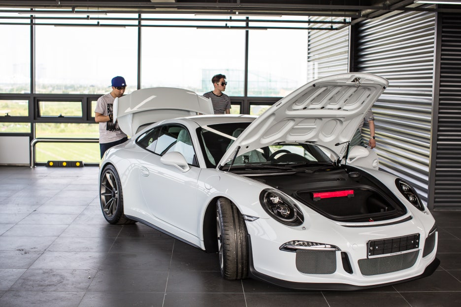 닥터돈까스의 포르쉐 911 GT3 출고기 운명적인 만남 관련 이미지 25