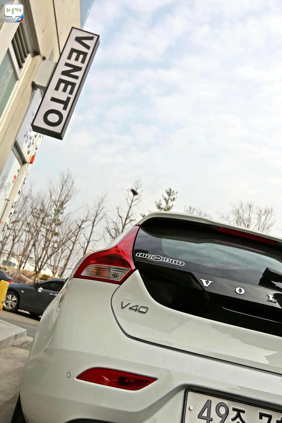 [볼보 V40 시승기] 볼보 V40 D4, 볼보 V40 T5 시승기, 안전하고 이쁜 자동차! 관련 이미지 49