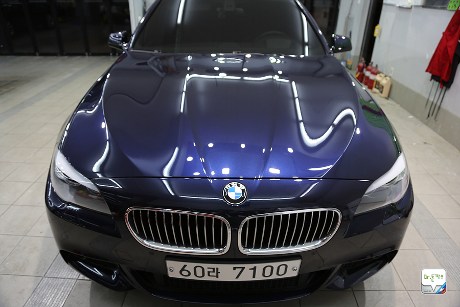 BMW F10 535d 치료하기! 광택작업 후기! (베스트샤인 오토팩토리 + 차량 흠집 제거+주차장테러 범인검거!+ 동판교까페+오시정) 관련 이미지 71