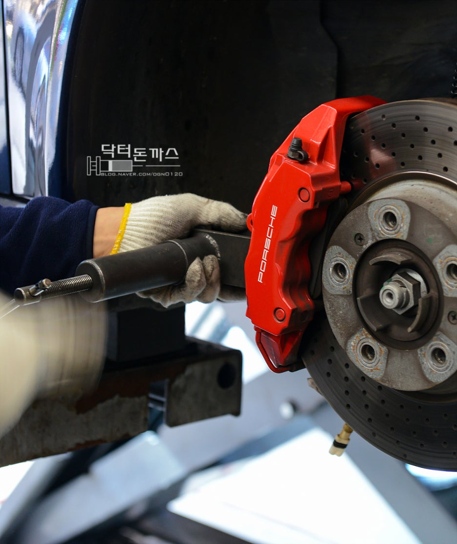 카레돈까스 선물+시티즌 시계 에코드라이브+페라리 드라이빙 장갑+BMC 흡기필터+페로도 브레이크패드 관련 이미지 25