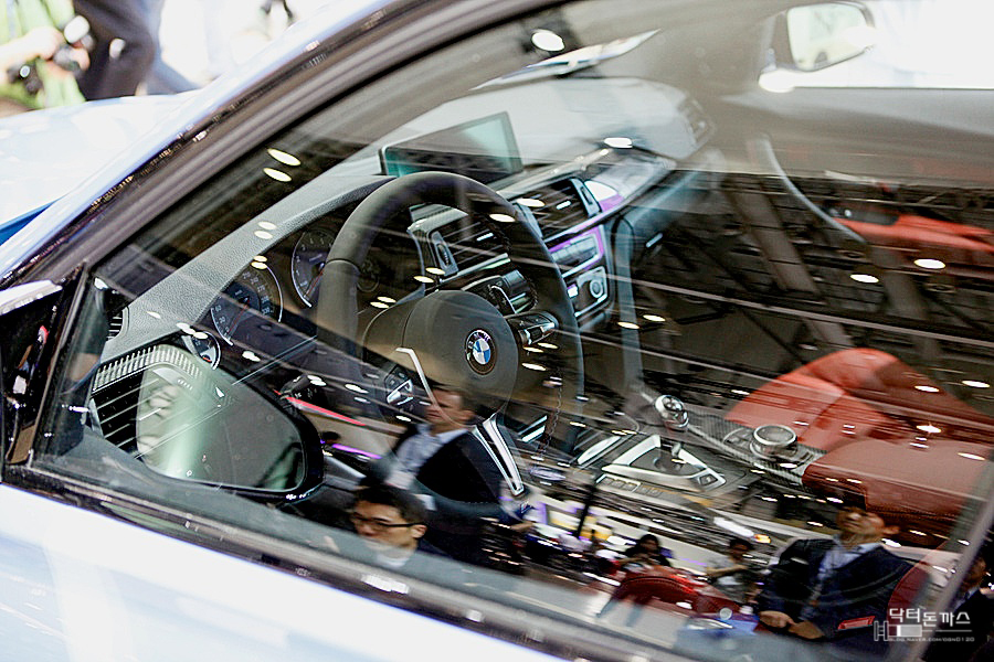 (실시간) 신형 BMW M3 그리고 BMW M4 국내 상륙. 관련 이미지 18