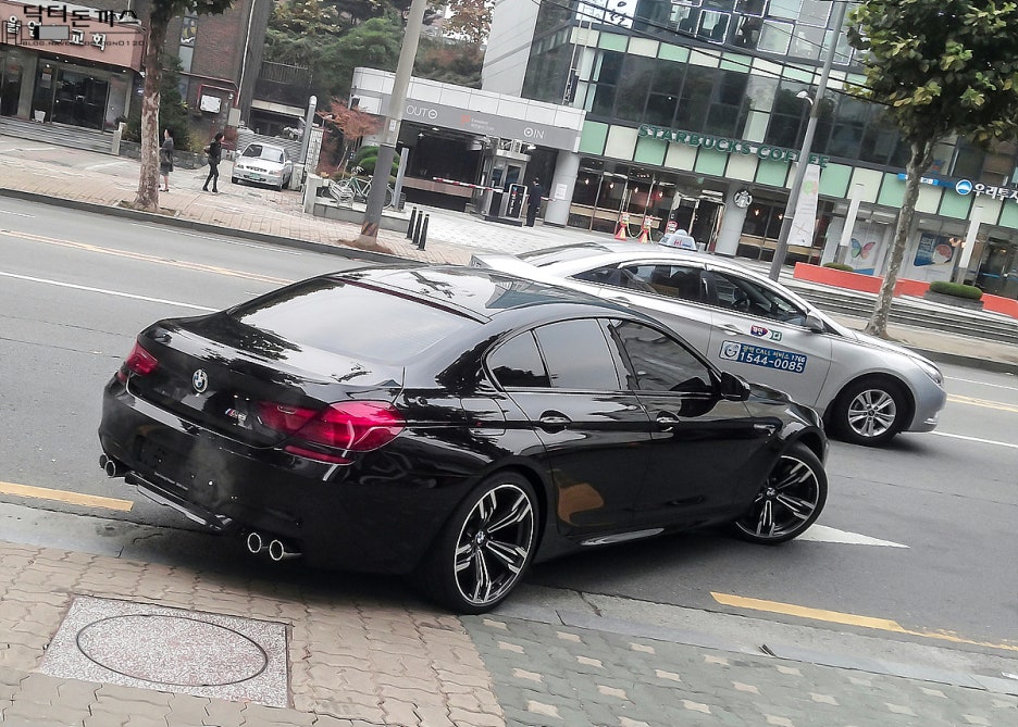 [신차소식] 신형 BMW X5 풀체인지 모델 그리고 BMW M6 그란쿠페 (BMW 뉴X5 m50d+뉴X5 30d) 관련 이미지 16