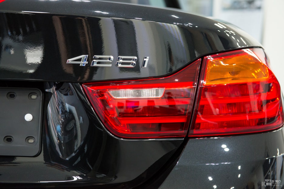[신차소식] BMW 428i 컨버터블 (4시리즈 컨버터블 가격 그리고 옵션) 관련 이미지 1