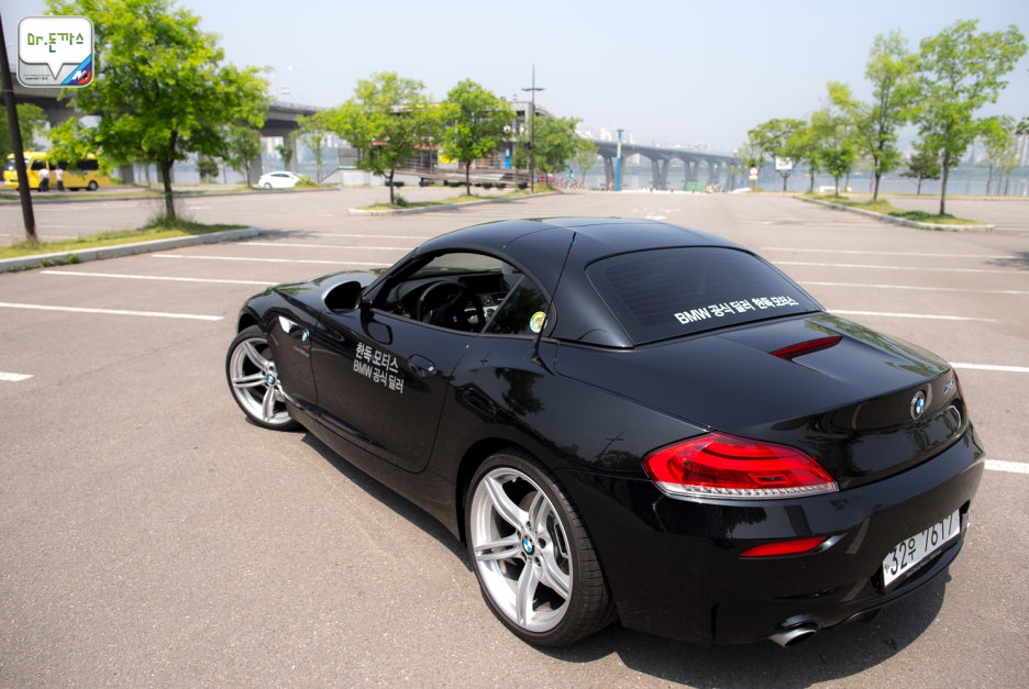 BMW z4 35is 시승기 - 엉덩이 춤을 추며 타는 로드스터의 매력. 관련 이미지 39