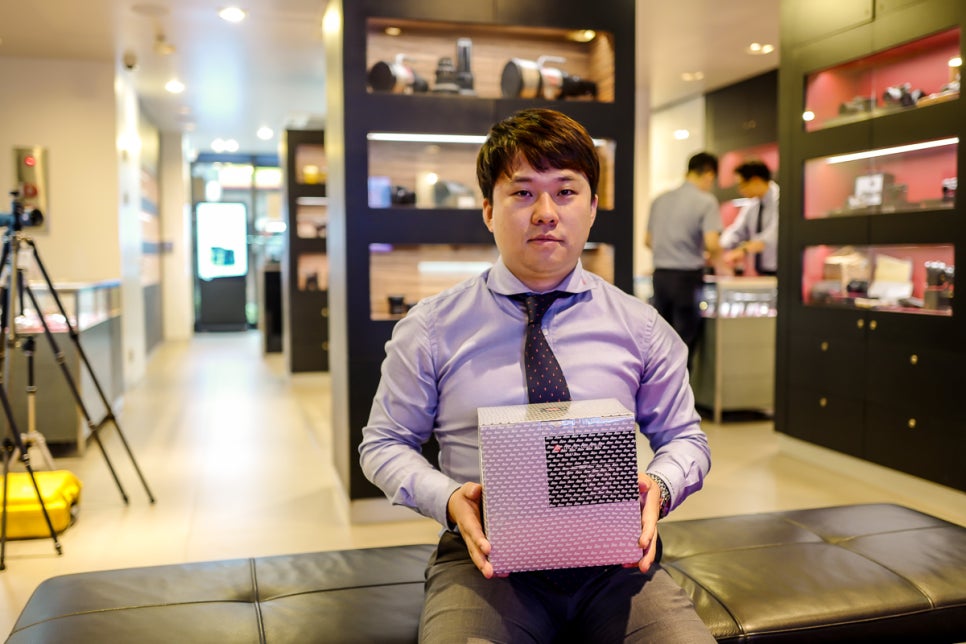 한정판 라이카Q 타조 에디션 구매 및 개봉기 LEICA Q à la carte Ostrich Style Embossed via 반도카메라 관련 이미지 5