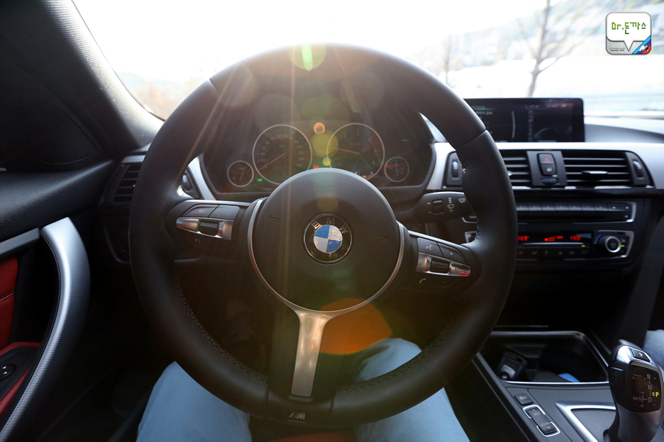 [시승기] bmw 320d 투어링 M 스포츠 패키지! 세단과 비교해서 합리적이지만 아직은 낯선 왜건! 관련 이미지 37