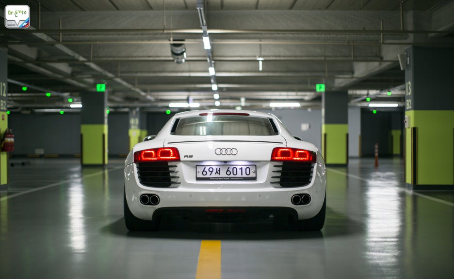 [뉴 아우디 R8 V10] 새로운 아우디의 R8을 소개합니다. 베이비 R8 아우디 TTS도 함께! 관련 이미지 2