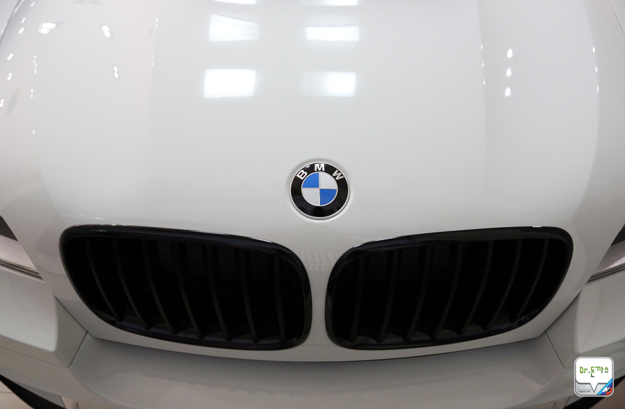[X6 M50d] 국내에 상륙한 BMW 디젤의 끝판왕을 우연히 만나다! (M550d+X5 M50d+X6 M50d = M performance) 관련 이미지 33