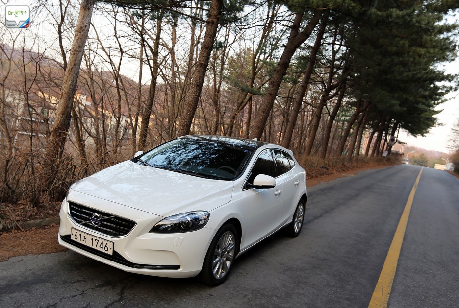 [볼보 V40 시승기] 볼보 V40 D4, 볼보 V40 T5 시승기, 안전하고 이쁜 자동차! 관련 이미지 13