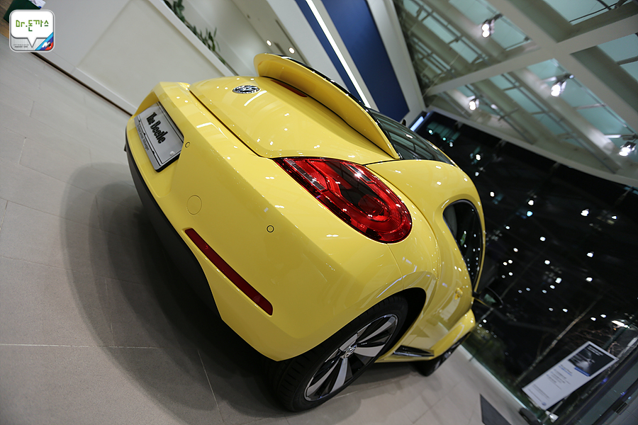 [시승기] 더 비틀(The beetle) 전격 해부하다! (폭스바겐 신형 비틀 가격,연비,옵션) 관련 이미지 22