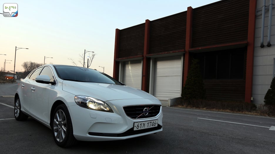 [볼보 V40 시승기] 볼보 V40 D4, 볼보 V40 T5 시승기, 안전하고 이쁜 자동차! 관련 이미지 41