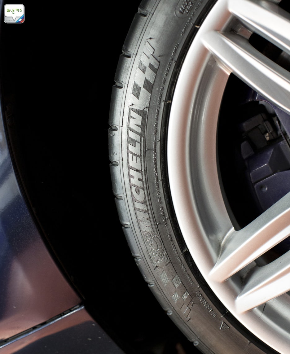 BMW 535d 타이어 교환+산본스타일+미쉐린 PSS+3D디자인 키케이스+2013 서울 모터쇼 관련 이미지 41