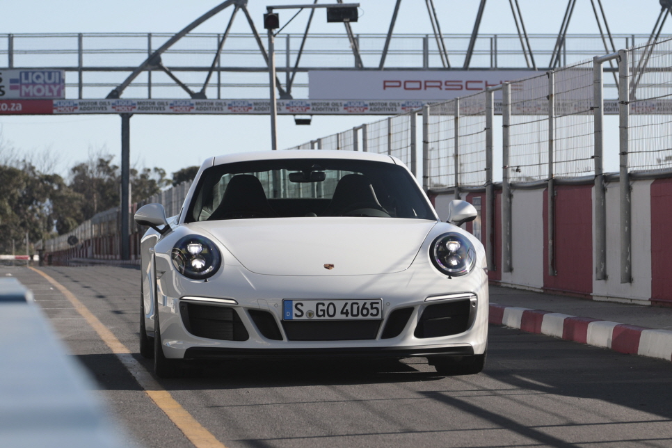 [드림카] 포르쉐 911 GTS 판매 (991 Mk2 카레라GTS) 관련 이미지 10