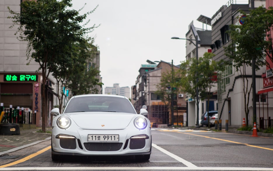 코어근육 운동 유발차 포르쉐 911 GT3 + 허먼밀러 에어론 체어 구매 관련 이미지 1