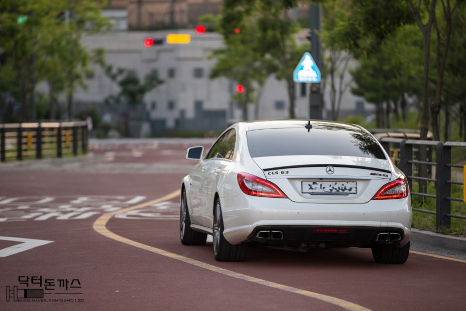 벤츠 CLS 63 AMG 시승기. 이쁘고 배기음 좋은 KTX. 관련 이미지 31