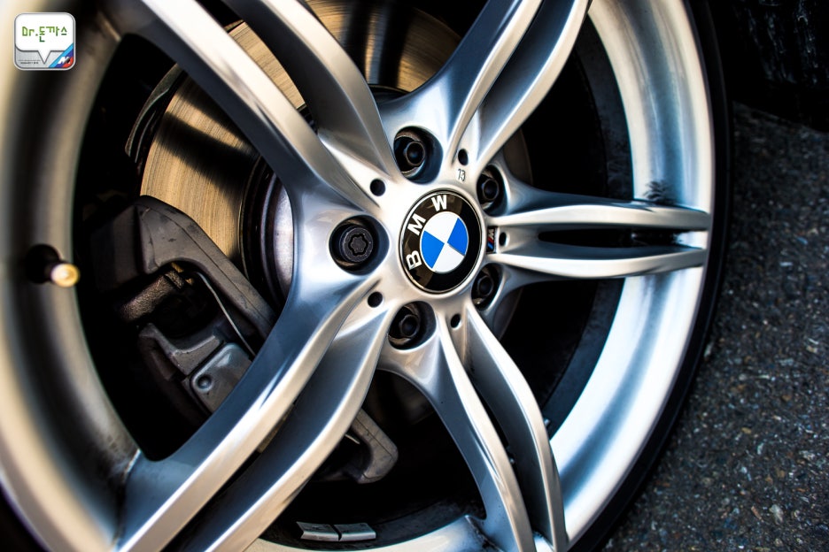 BMW z4 35is 시승기 - 엉덩이 춤을 추며 타는 로드스터의 매력. 관련 이미지 11