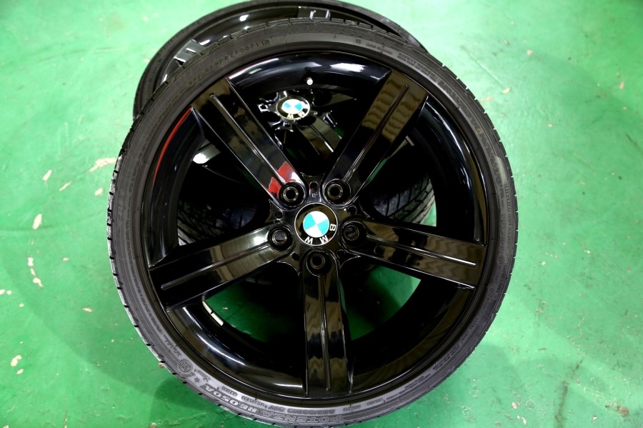 BMW e90 320d 블랙엔 화이트 에디션 하루에 두번 휠 바꾸다!! ( 광명 ez 타이어+ 산본 스타일+ 동판교 맛집+ 커피그리고사람들+브런치) 관련 이미지 3