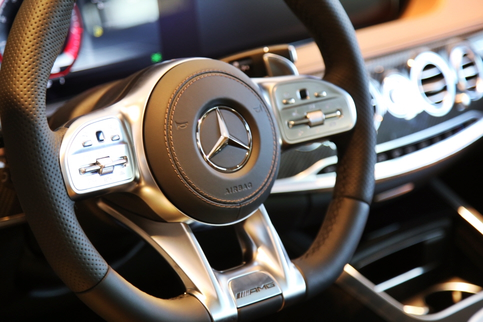 AMG S63 신형 살펴보기 - 벤츠 S클래스 2018 관련 이미지 12
