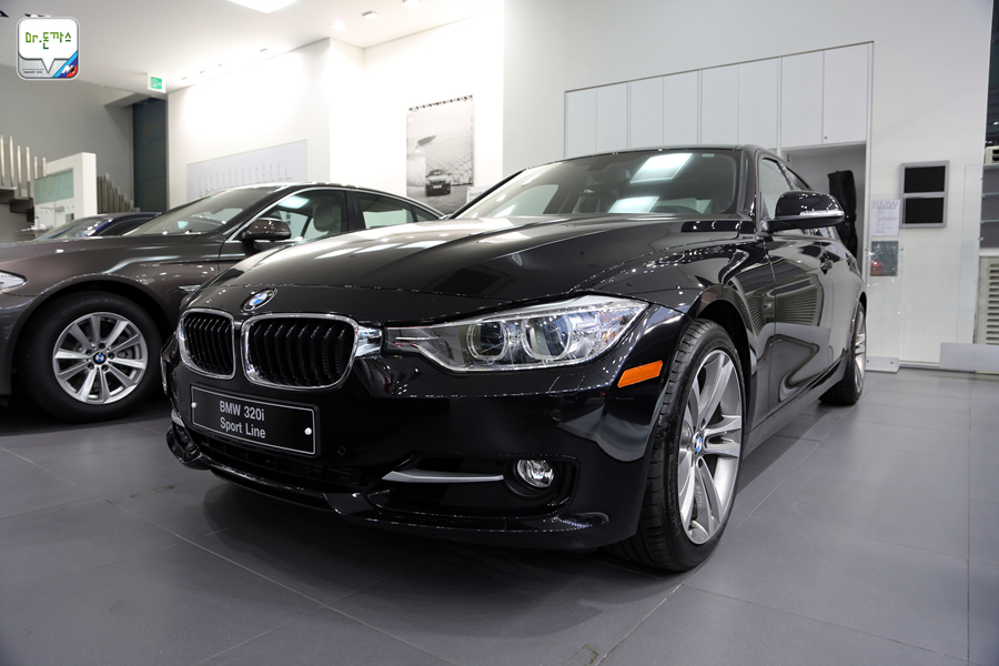 [X6 M50d] 국내에 상륙한 BMW 디젤의 끝판왕을 우연히 만나다! (M550d+X5 M50d+X6 M50d = M performance) 관련 이미지 5