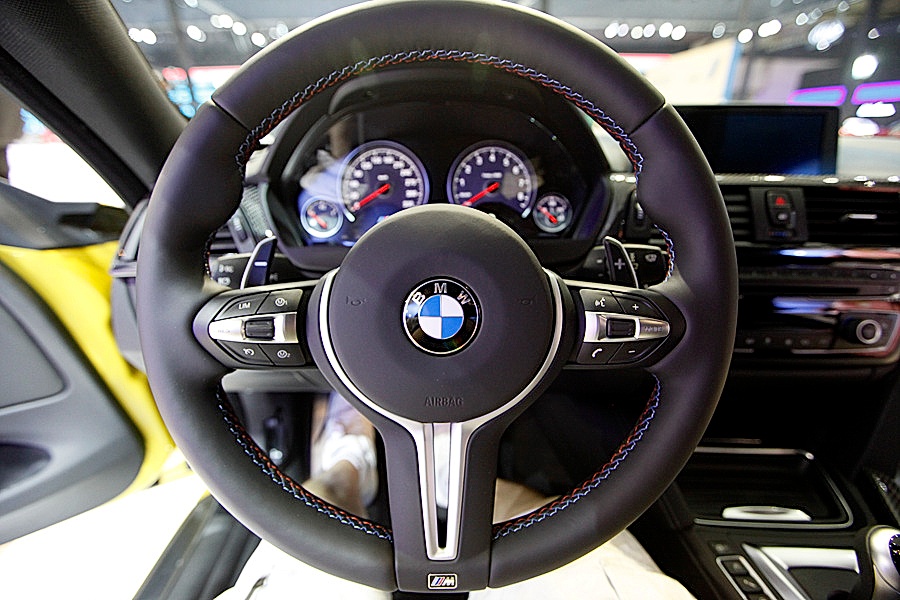 (실시간) 신형 BMW M3 그리고 BMW M4 국내 상륙. 관련 이미지 34