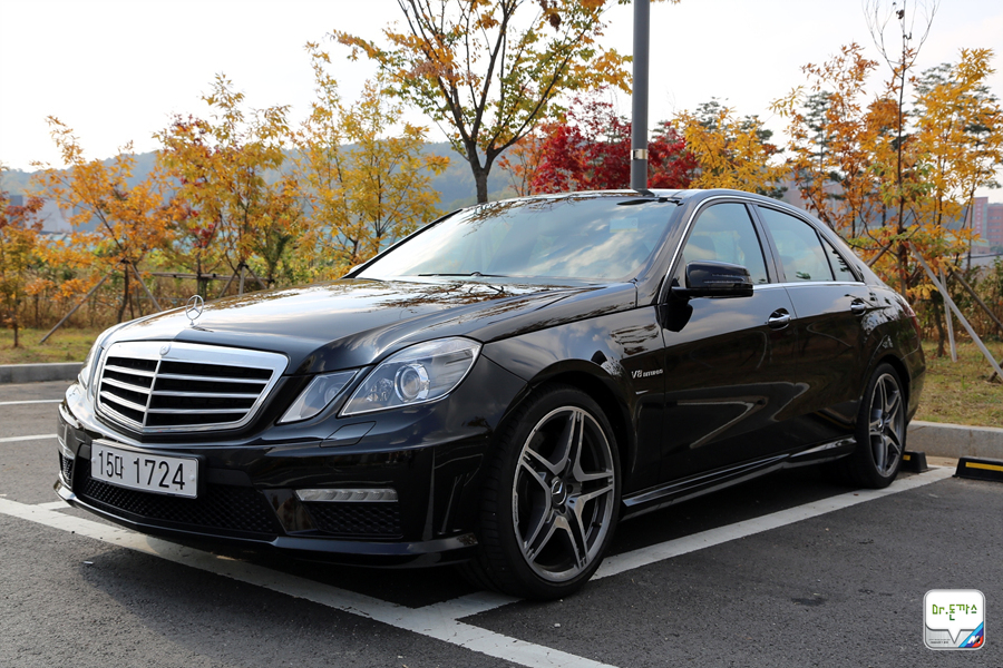 [시승기] 벤츠 e63AMG! 메르세데스 전통을 그대로 계승한 무서운 세단! + e클래스 페이스리프트 + 삼다연(논현동맛집,제주도흑돼지전문점) 관련 이미지 17