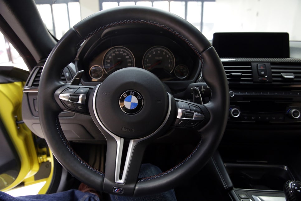[드림카] 2015 BMW M4 컨버터블 판매 관련 이미지 16