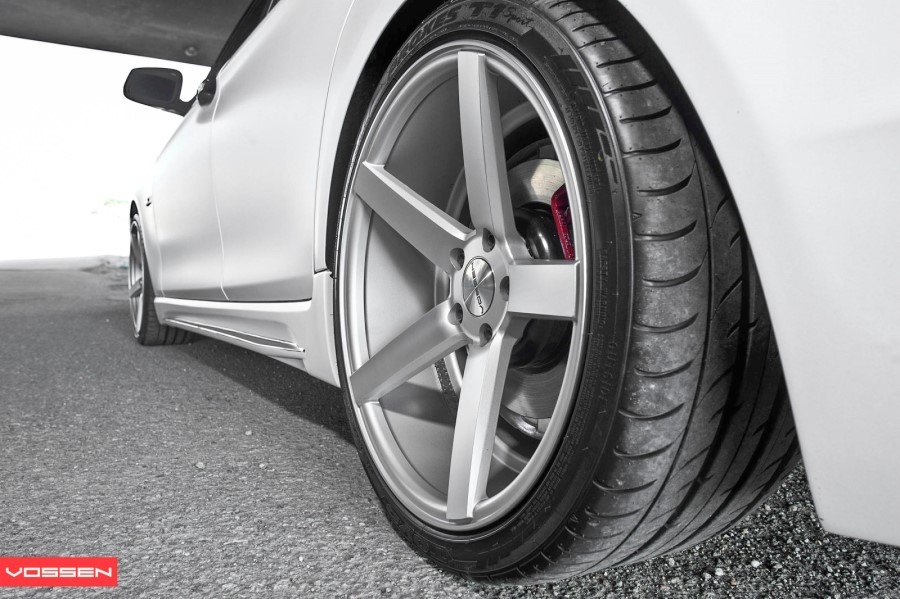 BMW f10 535d 휠을 바꾸다! (BMW 5시리즈 휠+535d+350M 휠+351M 휠+vossen휠+19인치+분당 엠페스트+ 한국타이어 V12에보) 관련 이미지 4