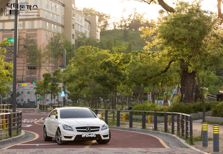 벤츠 CLS 63 AMG 시승기. 이쁘고 배기음 좋은 KTX. 관련 이미지 36