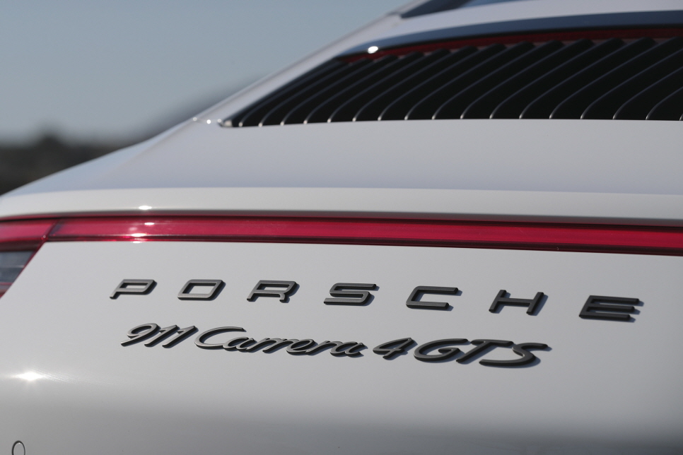 [드림카] 포르쉐 911 GTS 판매 (991 Mk2 카레라GTS) 관련 이미지 18