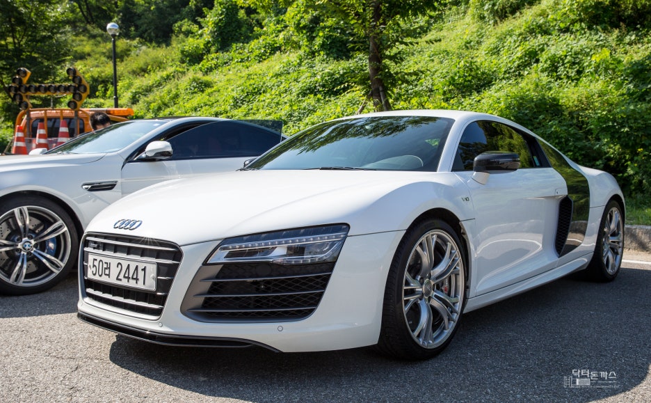 아우디 R8 시승기 1편+R8의 발자취를 따라서+R8 V8 쿠페+R8 V10 쿠페 관련 이미지 25