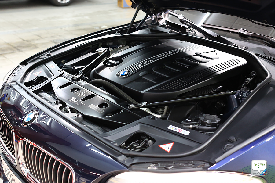 BMW F10 535d 치료하기! 광택작업 후기! (베스트샤인 오토팩토리 + 차량 흠집 제거+주차장테러 범인검거!+ 동판교까페+오시정) 관련 이미지 79