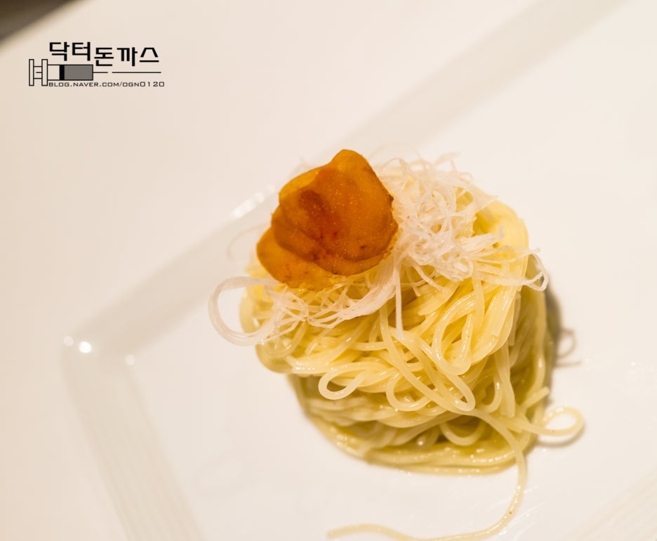 [가로수길 맛집] 엘본 더 테이블+닛산 GT-R vs 페라리 캘리포니아+블루투스이어폰/모비프렌/GBHS400. 관련 이미지 13
