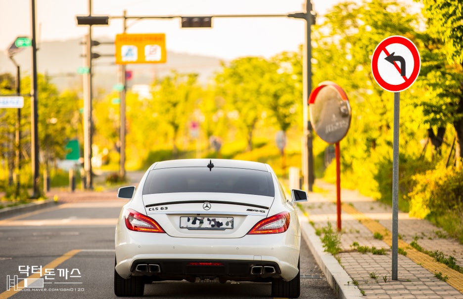 벤츠 CLS 63 AMG 시승기. 이쁘고 배기음 좋은 KTX. 관련 이미지 43